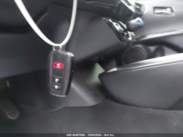 JTDKBRFU6H3545390 Toyota Prius Two