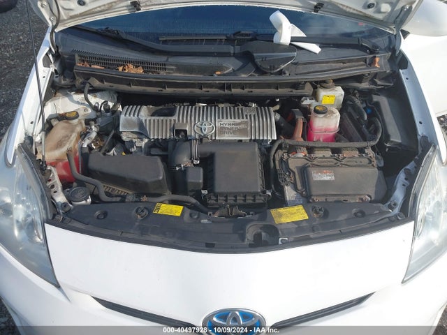 Toyota Prius Two 2014 JTDKN3DU3E1800365 Image 10