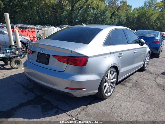 2016 AUDI A3 WAUA7GFF9G1025789 Photo 3