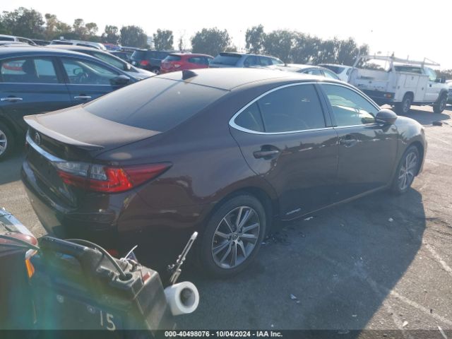 JTHBW1GG5J2188499 Lexus ES 300H