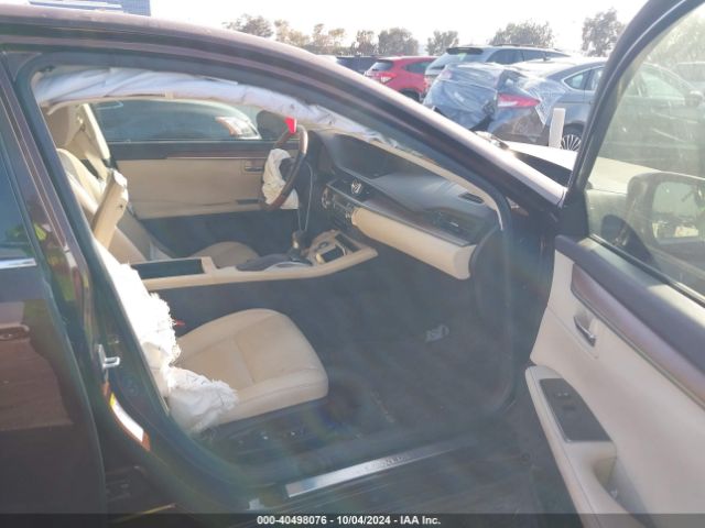 JTHBW1GG5J2188499 Lexus ES 300H