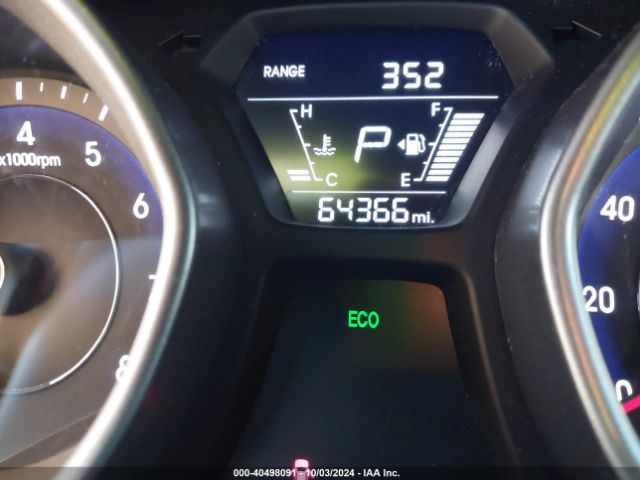 5NPDH4AE2FH610618 Hyundai Elantra Limited