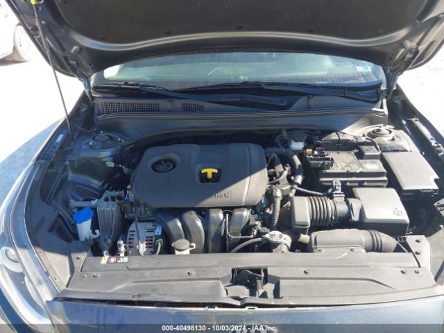 3KPF24AD9ME326003 KIA Forte Lxs