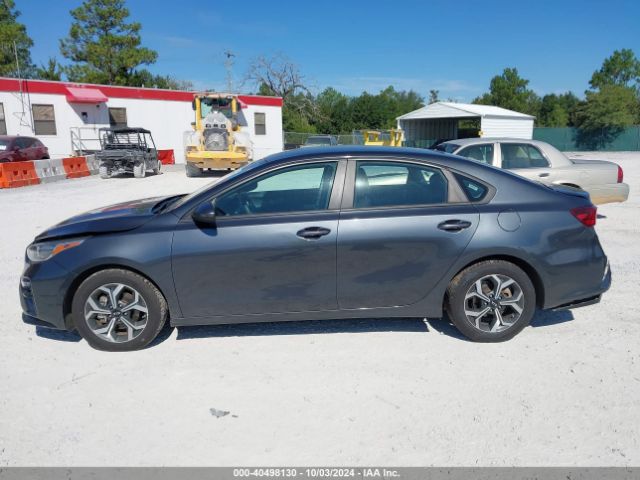 3KPF24AD9ME326003 KIA Forte Lxs