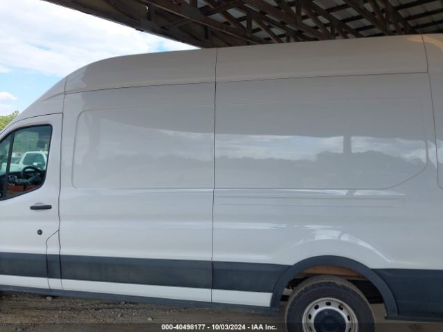 1FTBR1X85NKA70007 Ford Transit-250 Cargo Van