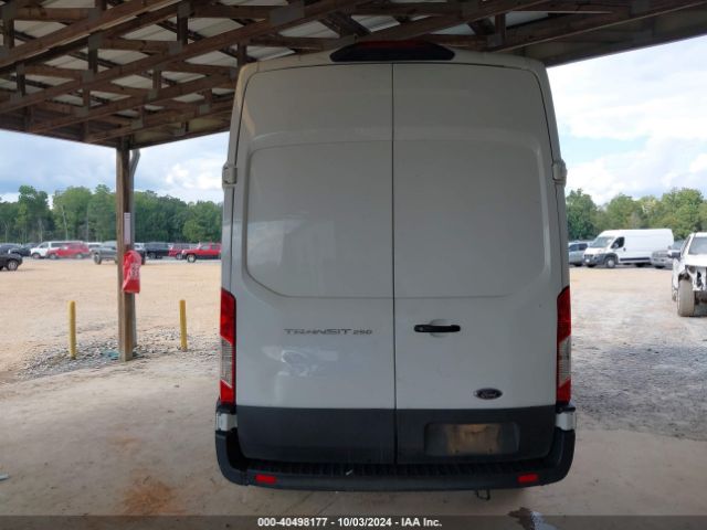 1FTBR1X85NKA70007 Ford Transit-250 Cargo Van