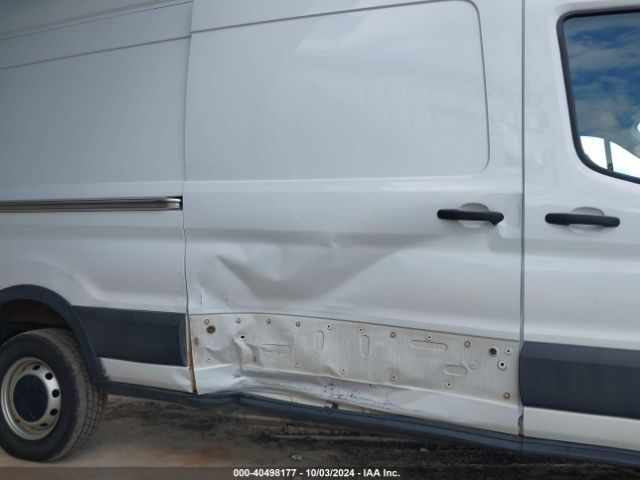 1FTBR1X85NKA70007 Ford Transit-250 Cargo Van