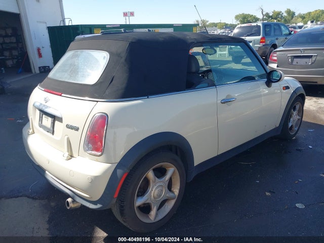 2006 MINI COOPER WMWRF33566TF64578 Photo 3