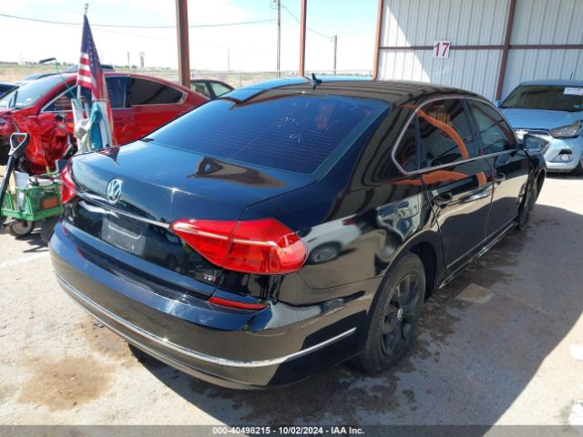 1VWAT7A3XGC038970 Volkswagen Passat 1.8t S