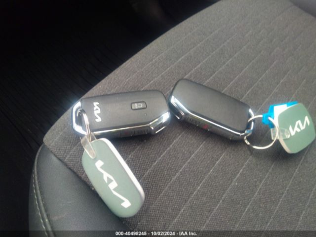 KNDEUCAA6N7318612 KIA SELTOS S