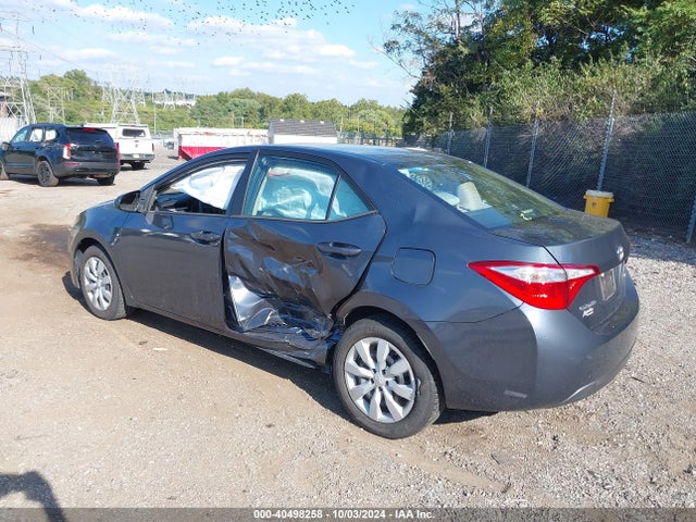 Toyota COROLLA LE 2016 5YFBURHE4GP553106 Image 3