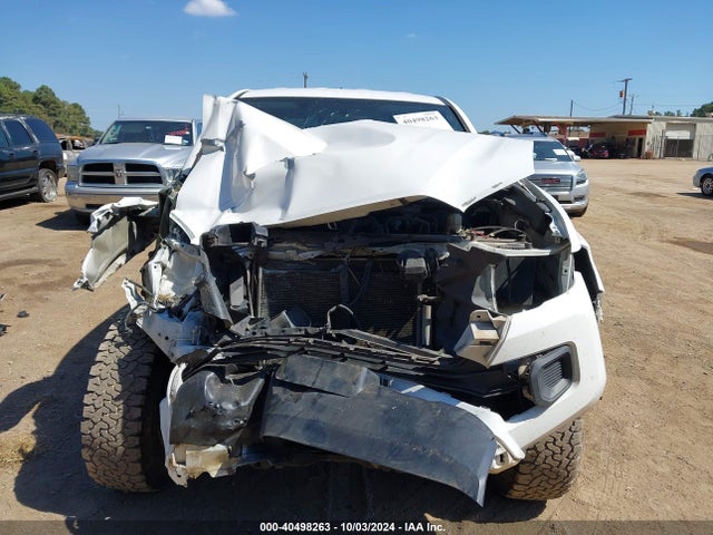 5TFSX5EN6HX051138 Toyota Tacoma Sr