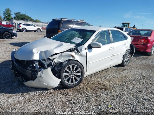 Toyota CAMRY XLE 2017 4T1BF1FK5HU318654 Image 2