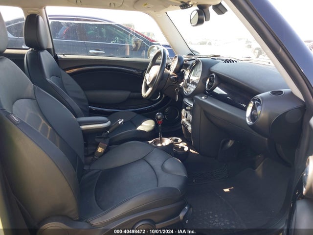 2007 MINI COOPER S WMWMF73537TL87813 Photo 4