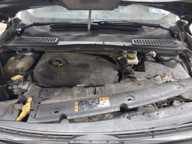 1FMCU9GX5EUE23015 Ford ESCAPE SE