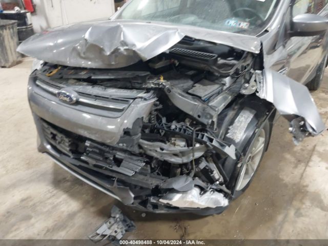 1FMCU9GX5EUE23015 Ford ESCAPE SE