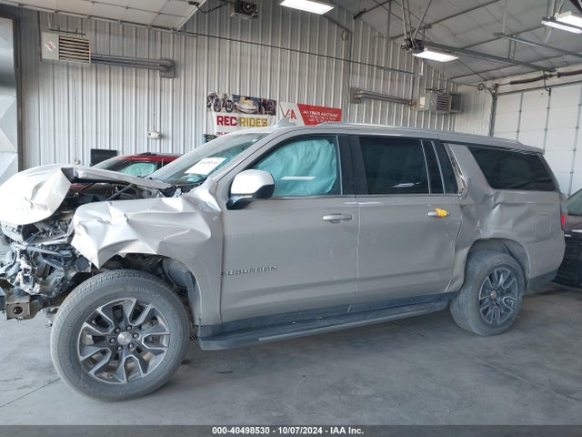 Chevrolet Suburban 4wd Lt 2021 1GNSKCKD9MR202607 Image 14