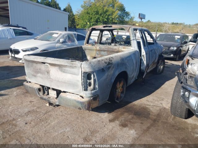 1C6RR6FT8KS699877 RAM 1500 Classic Tradesman  4x2 6'4 Box