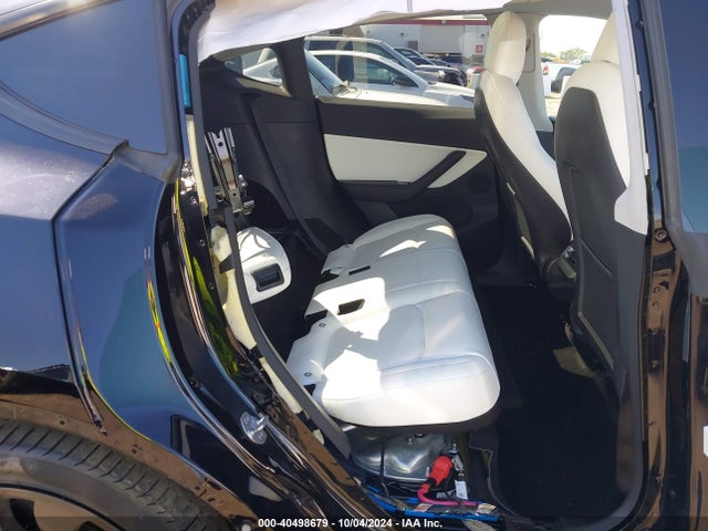 2021 TESLA MODEL Y 5YJYGDEF2MF097986 Photo 7