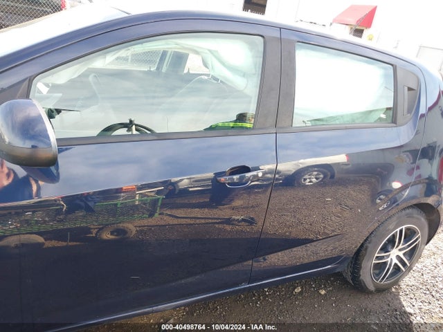 Chevrolet Sonic Ls Manual 2015 1G1JB6SG1F4142685 Image 14