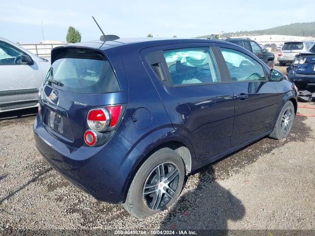 Chevrolet Sonic Ls Manual 2015 1G1JB6SG1F4142685 Image 4