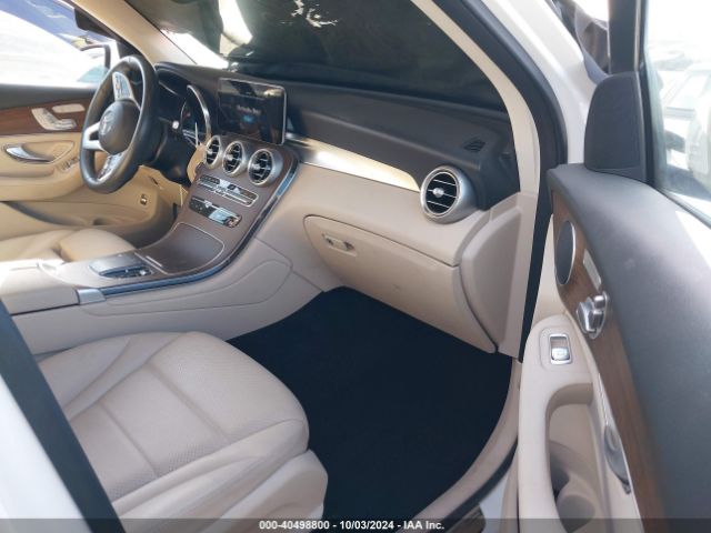 W1N0G8DB9NV394395 Mercedes-Benz Glc 300 Suv