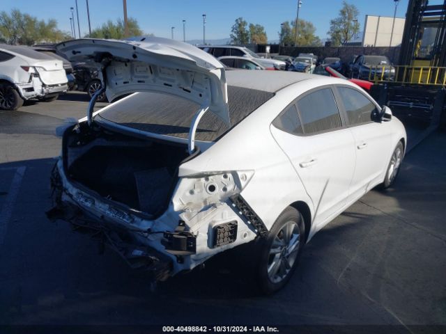 5NPD84LF2LH572390 Hyundai ELANTRA SEL