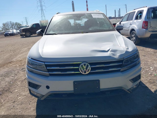 3VV5B7AX5JM004713 Volkswagen Tiguan 2.0t Sel Premium