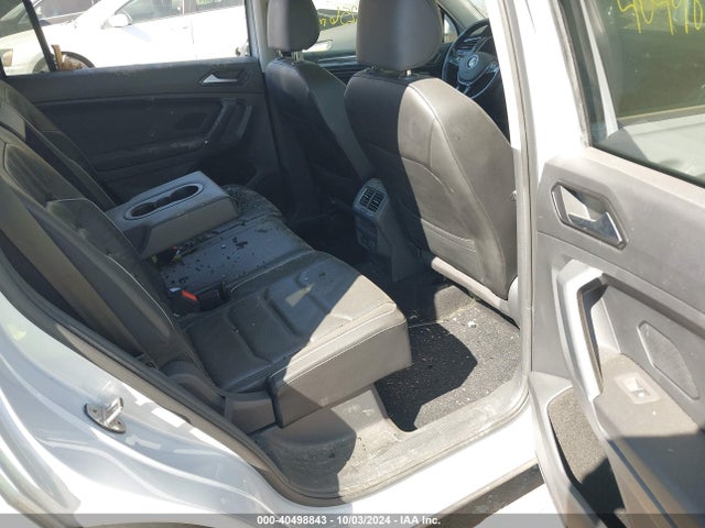 3VV5B7AX5JM004713 Volkswagen Tiguan 2.0t Sel Premium
