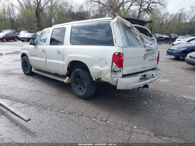 2004 CADILLAC ESCALADE ESV 3GYFK66N74G277072 Photo 2