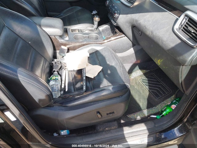 5XYPHDA53HG314112 KIA Sorento 3.3l Ex