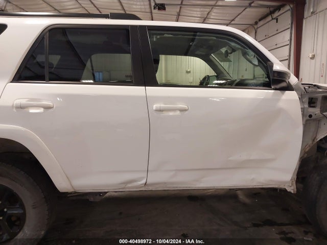 Toyota 4RUNNER SR5 2016 JTEBU5JR0G5367478 Image 21