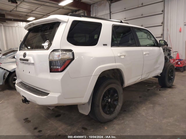 Toyota 4RUNNER SR5 2016 JTEBU5JR0G5367478 Image 4