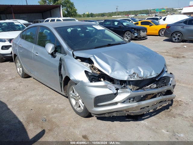 Chevrolet Cruze Lt Auto 2018 1G1BE5SM1J7124738 Image 1