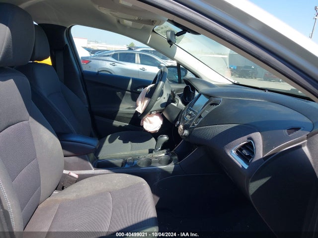 Chevrolet Cruze Lt Auto 2018 1G1BE5SM1J7124738 Image 5