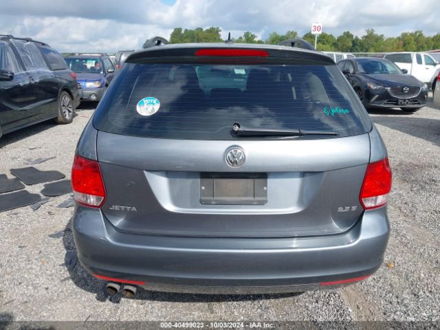 3VWPP7AJ0EM600805 Volkswagen Jetta Sportwagen 2.5l S