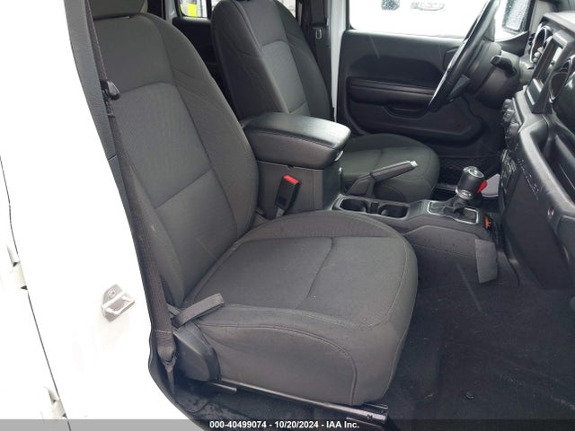 1C4HJXDG3LW242010 Jeep Wrangler Unlimited Sport Altitude 4x4