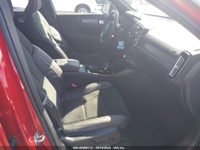 YV4162UM4M2571381 Volvo Xc40 T5 R-design