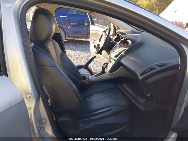 Ford FOCUS SE 2014 1FADP3F28EL116310 Image 5