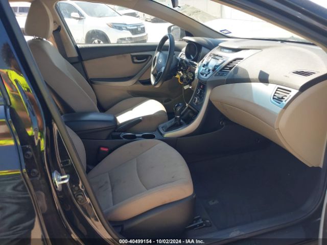 5NPDH4AE6GH741570 Hyundai ELANTRA SE