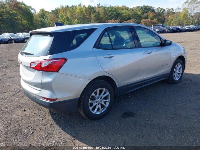Chevrolet EQUINOX LS 2018 3GNAXREV9JL102367 Image 4