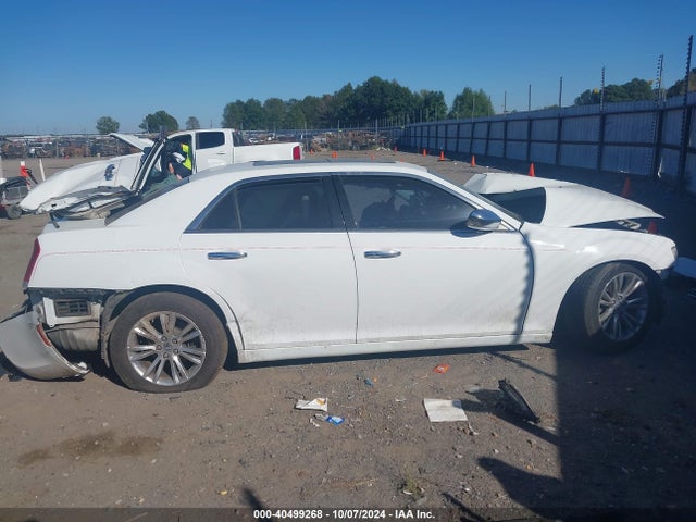 Chrysler 300C 2015 2C3CCAEG9FH779875 Image 14
