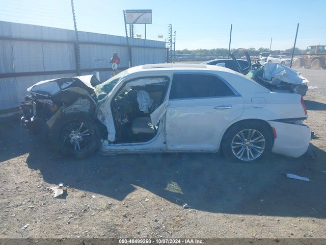 Chrysler 300C 2015 2C3CCAEG9FH779875 Image 15