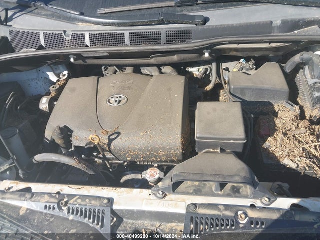 5TDXZ3DC5LS031871 Toyota SIENNA SE
