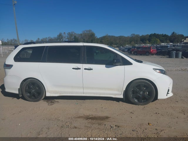 5TDXZ3DC5LS031871 Toyota SIENNA SE