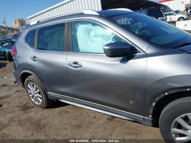 KNMAT2MT8HP618410 Nissan ROGUE SV