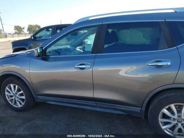 KNMAT2MT8HP618410 Nissan ROGUE SV