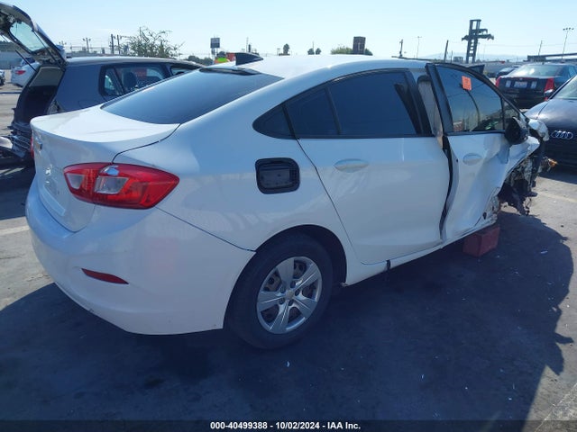 Chevrolet Cruze Ls Auto 2017 3G1BC5SM4HS563014 Image 4