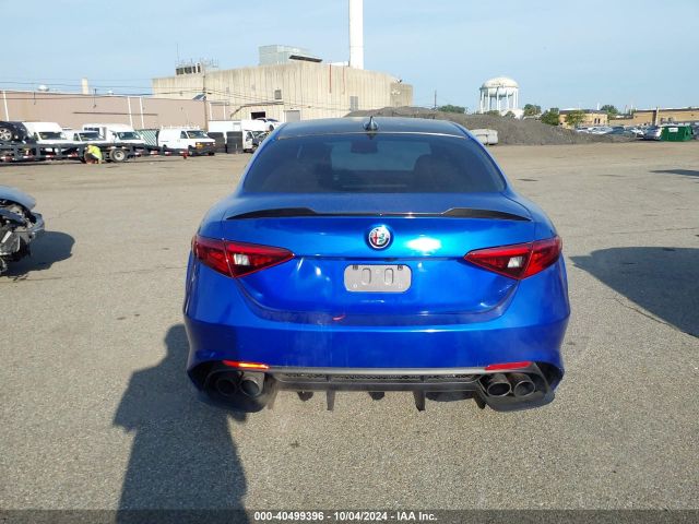 ZARFAEAVXJ7567233 Alfa Romeo Giulia Quadrifoglio Rwd