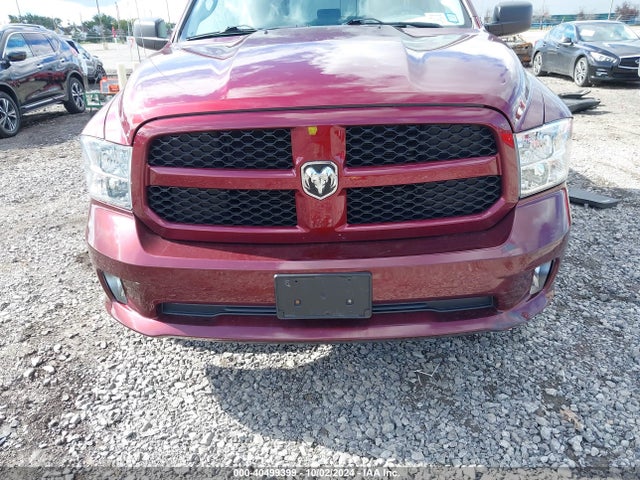 1C6RR7FT6KS517373 RAM 1500 Classic Express  4x4 6'4 Box